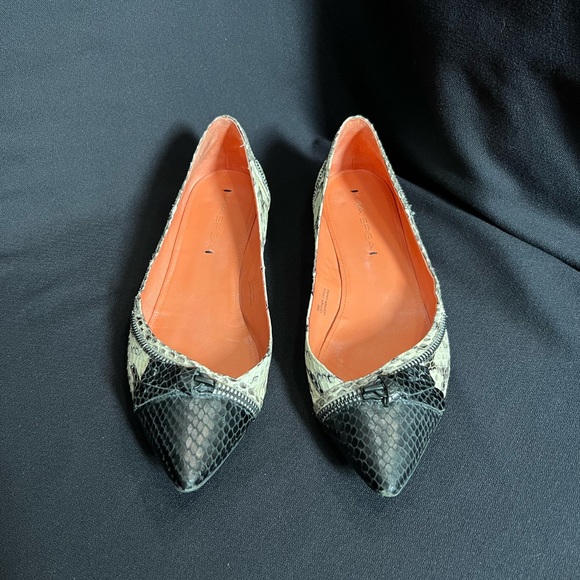 Via Spiga Dottie Womens Size 8M Snakeskin Pointed-Toe Flat - Picture 2 of 16